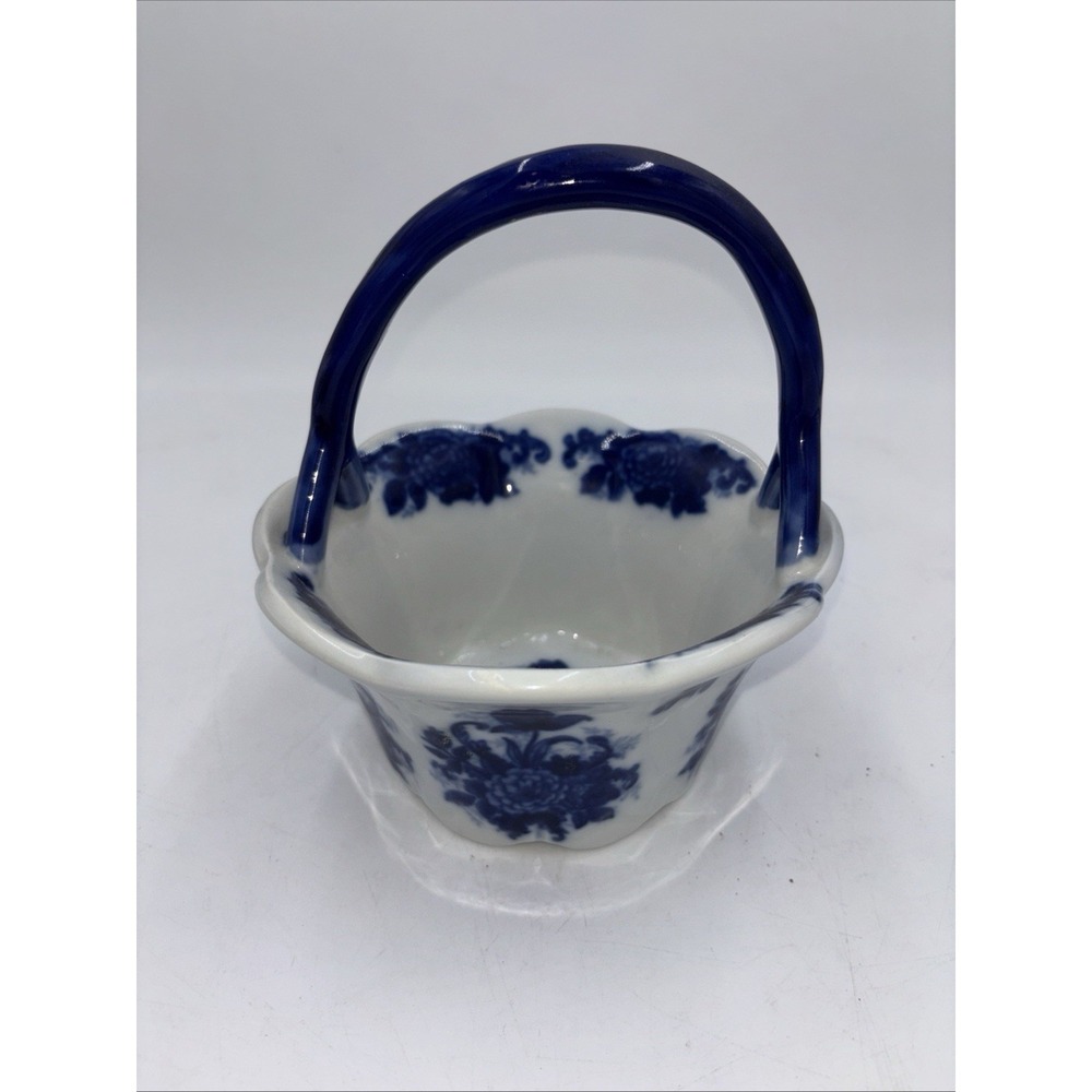 Cracker Barrel Blue Rose And White Floral Porcelain Basket
